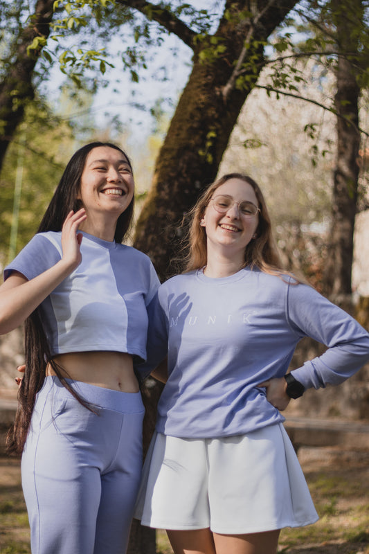 T-shirt cropped de duas cores